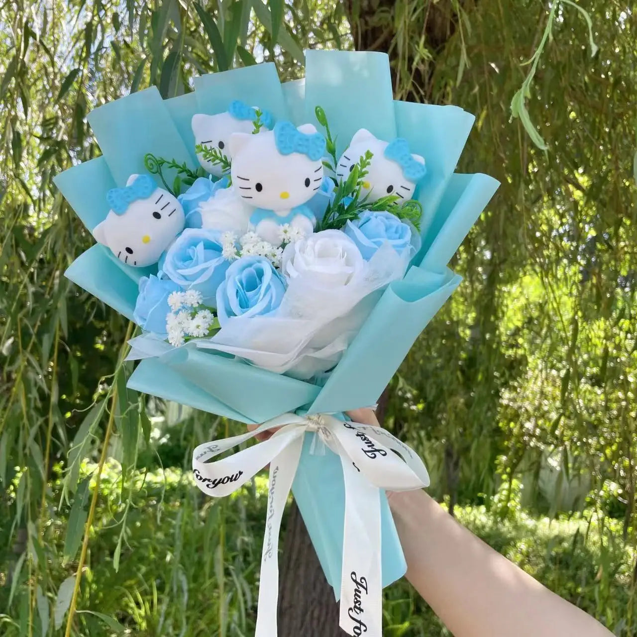 Hello Kitty Plush Bouquet – Perfect Gift for Every Occasion