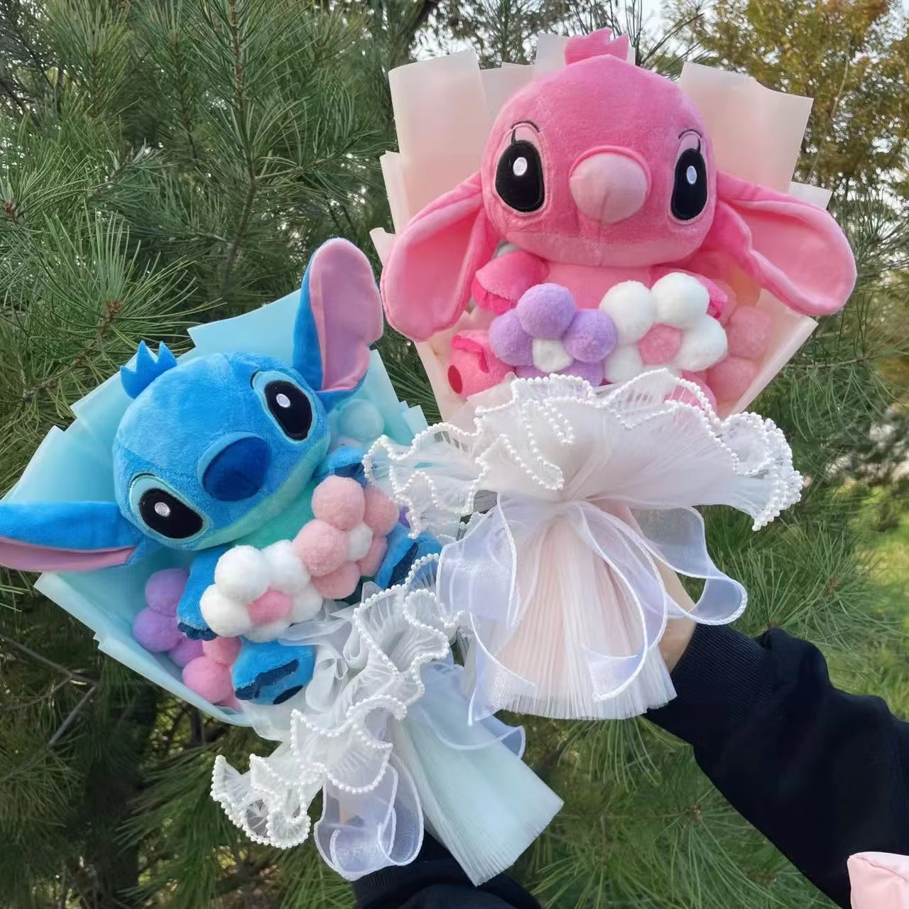 Stitch Plush Doll with Flower Bouquet – Handmade Gift for All Occasions